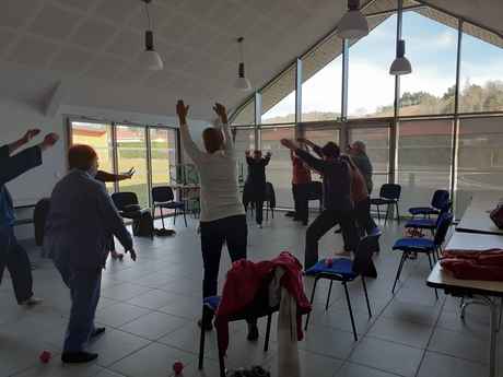 1ère séance éveil du corps & yoga seniors 01.03 (6)